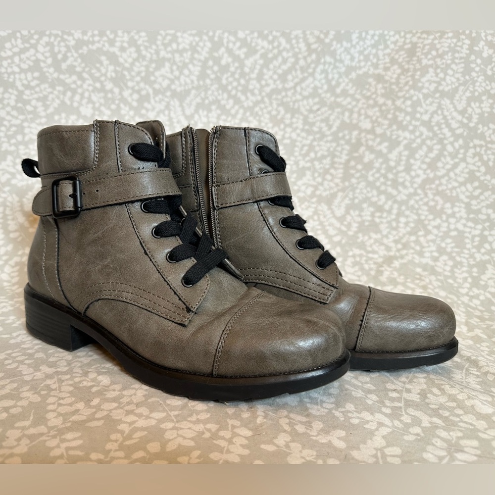 Madden Girl By Steve Madden Women's Combat Booties Grey/Black Size US 8.5